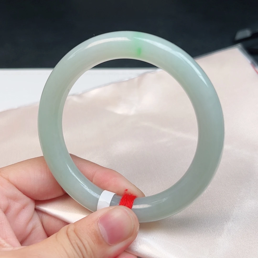 翡翠未镶嵌手镯z410-1