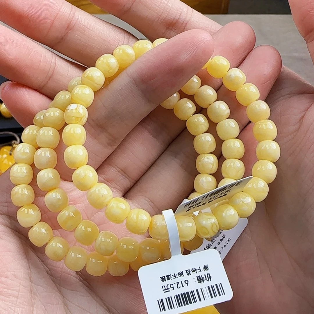 琥珀未镶嵌珠宝奇石多样性发其一