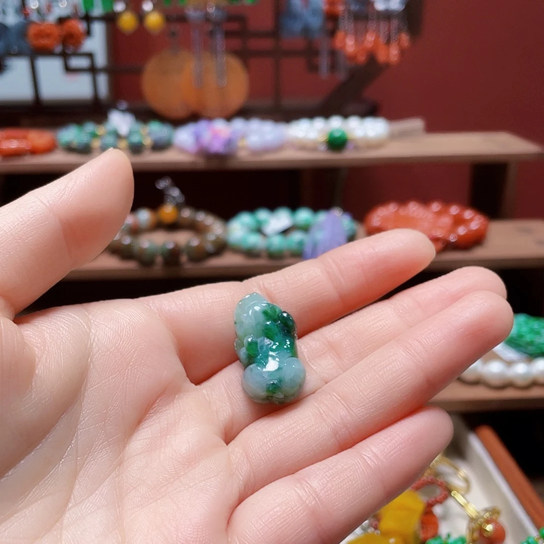 暖***阳翡翠未镶嵌手链饰品