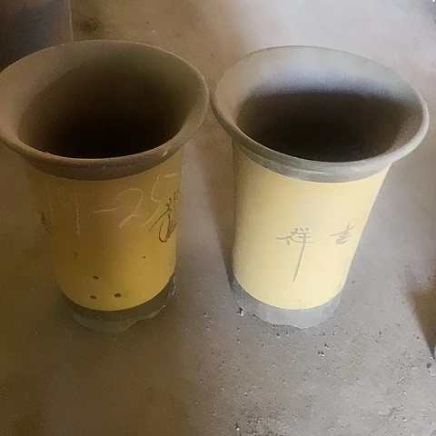中国宜兴紫砂花盆，