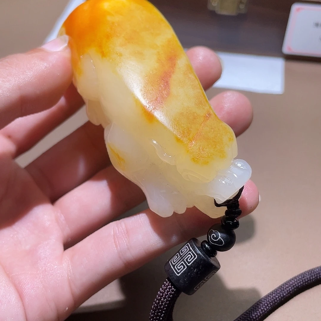 和田玉颈饰未镶嵌Z6