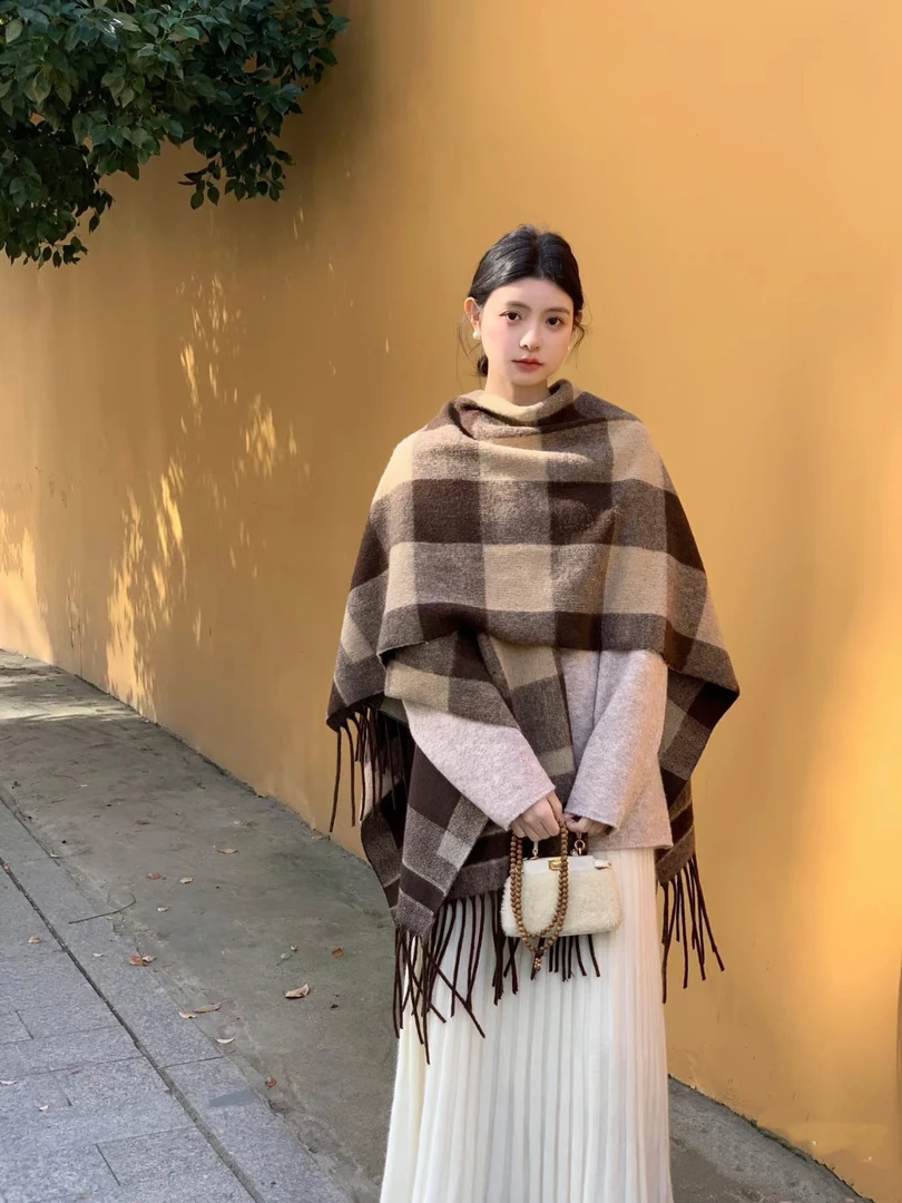 A-006 专属链接--棋盘格美拉德咖色系披肩加厚秋冬版