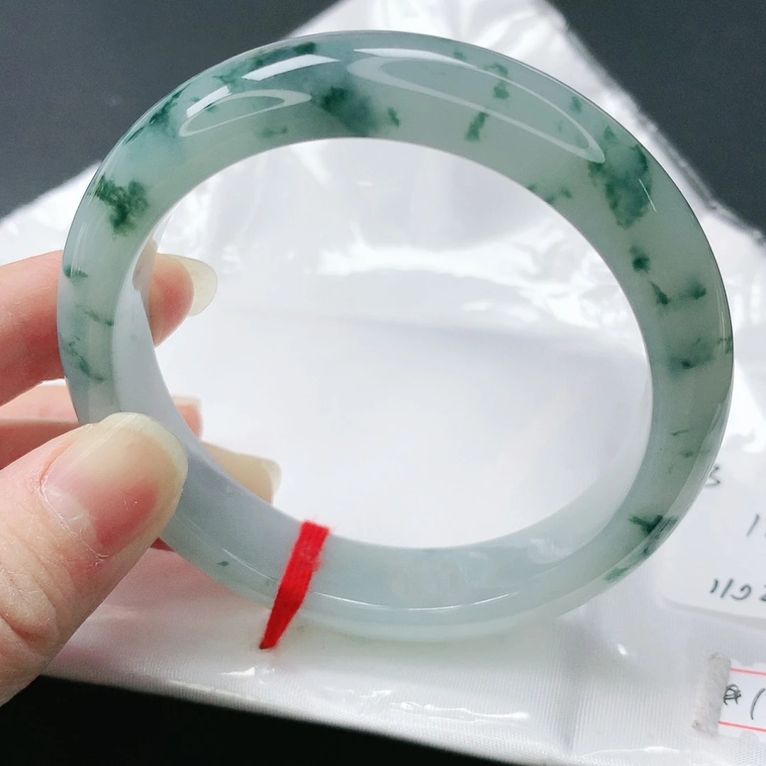 翡翠手镯未镶嵌缅甸天然A货翡翠