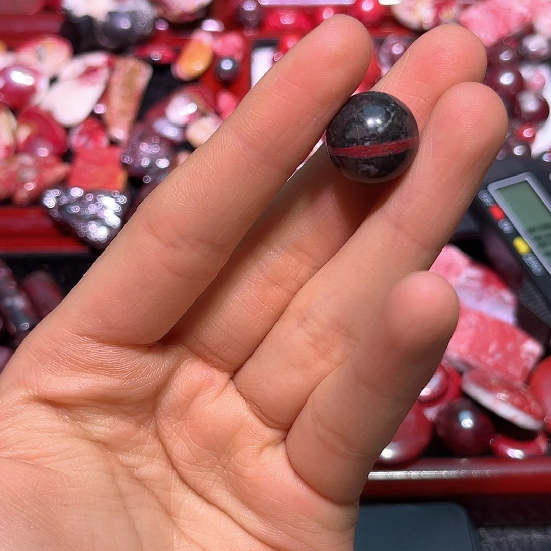 天然辰砂天然一线天单株