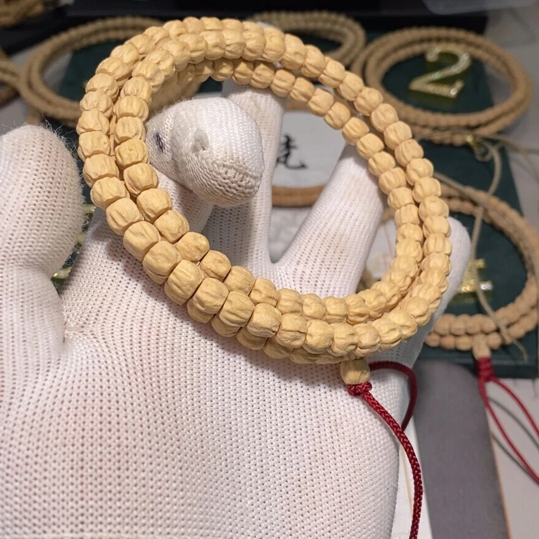 柏香籽/百香籽吊坠鸭***裔