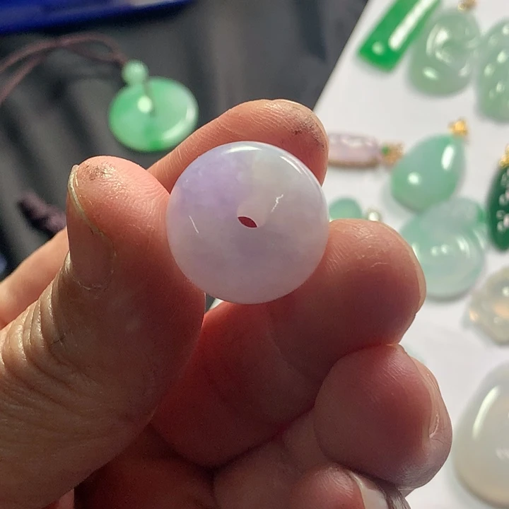 翡翠未镶嵌颈饰天然翡翠