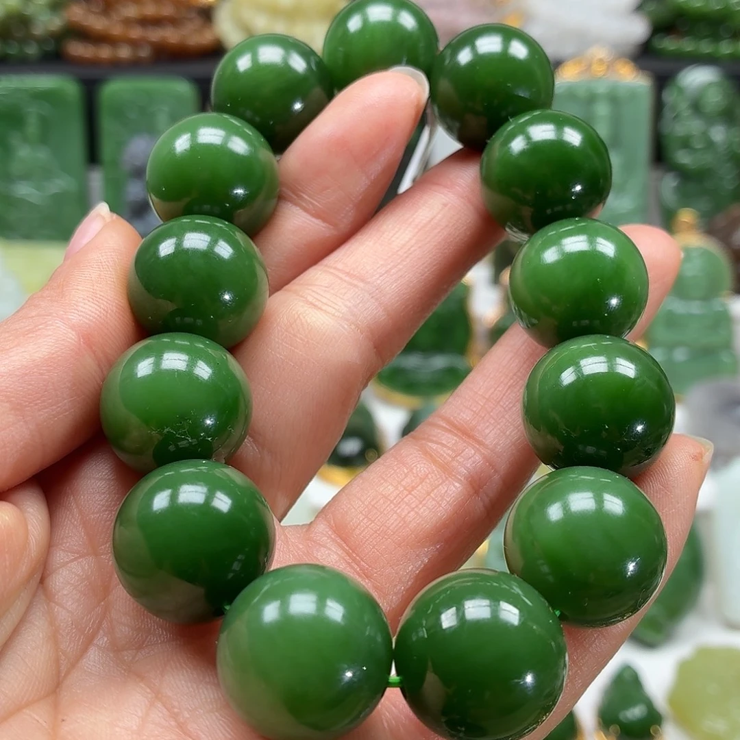 和田玉未镶嵌颈饰卡18辣绿肉低