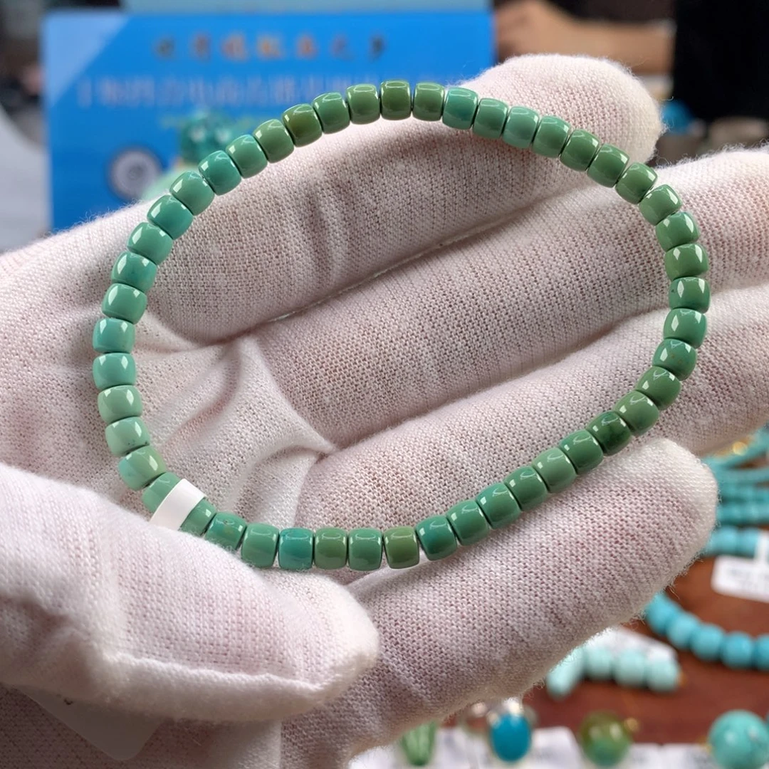 绿松石未镶嵌珠宝奇石4.5mm