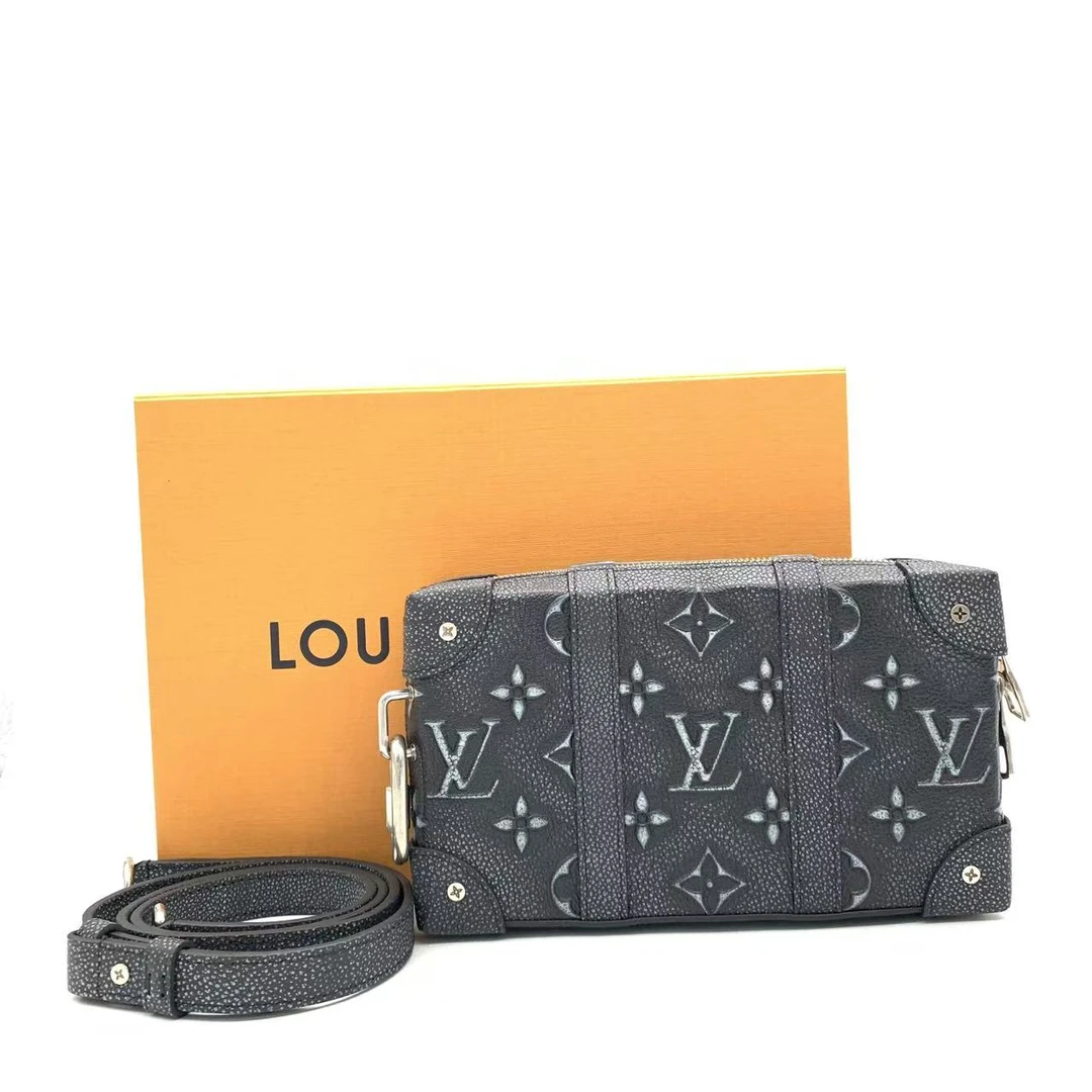 95新 LouisVuitton/路易威登 【安则专属】黑色小号软盒子包