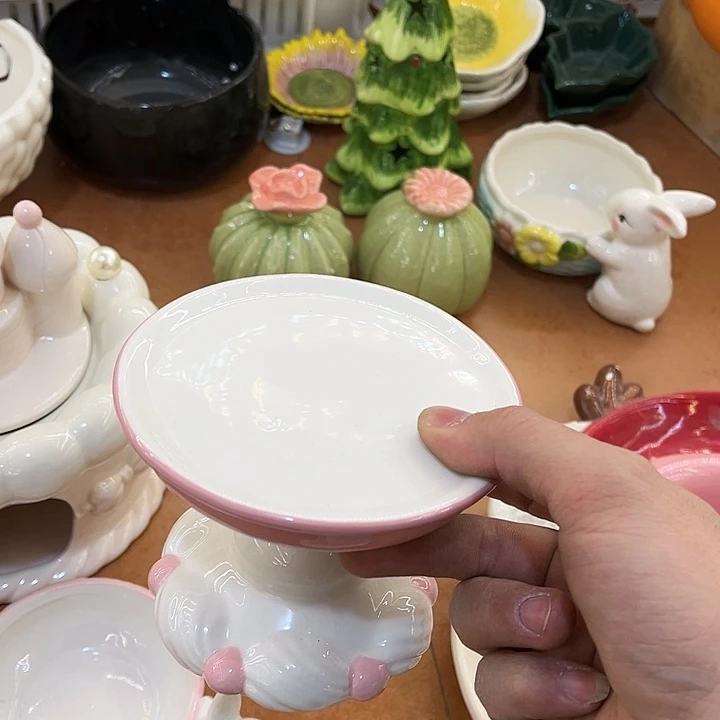 摆件小*咩干裂陶瓷微瑕完美慎拍