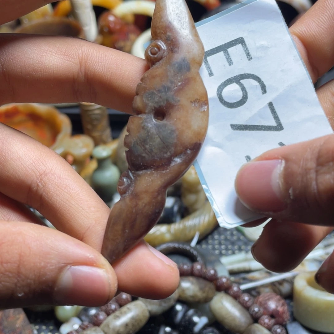 和田玉（糖玉）挂件未镶嵌