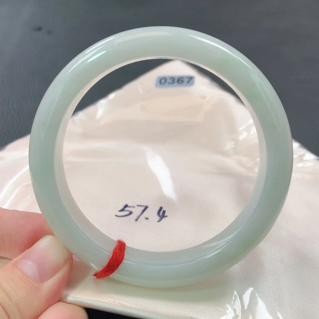 翡翠手镯未镶嵌0367号