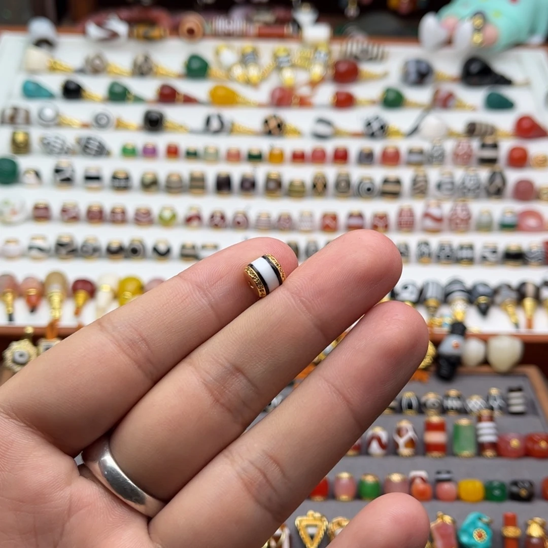 黄***青玛瑙/玉髓未镶嵌单珠