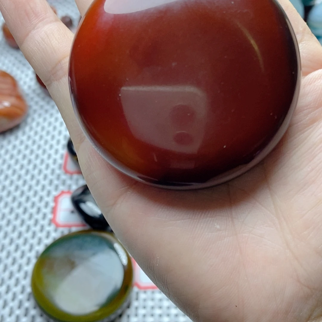 玛瑙/玉髓颈饰未镶嵌渔**行