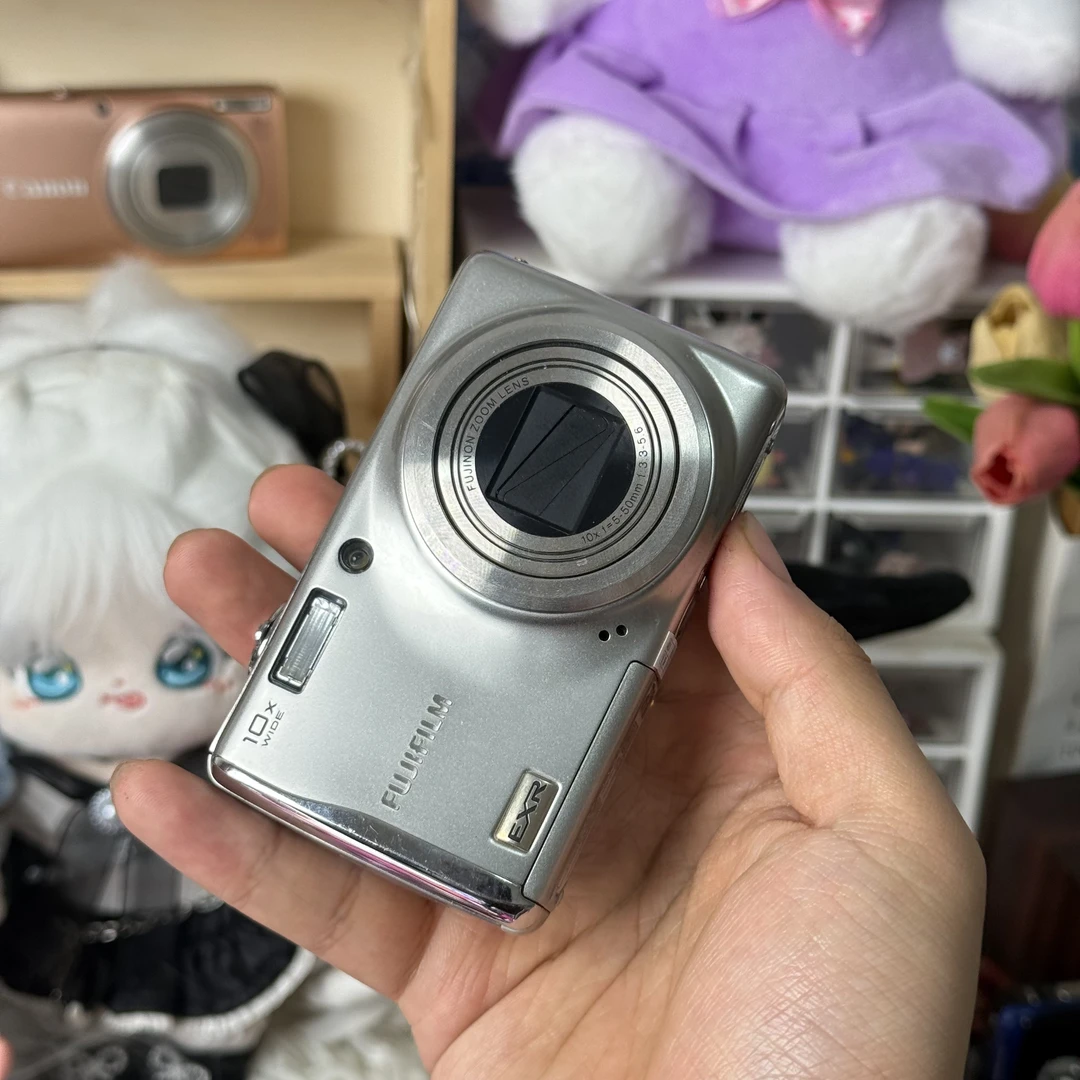 9新 Fujifilm/富士 富士f70小长焦色彩感好滤镜多适合新手带配件