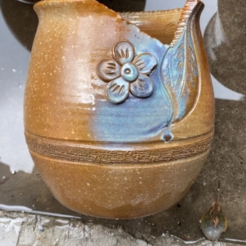 【闪购商品】紫砂花盆高20口16瑕疵无孔