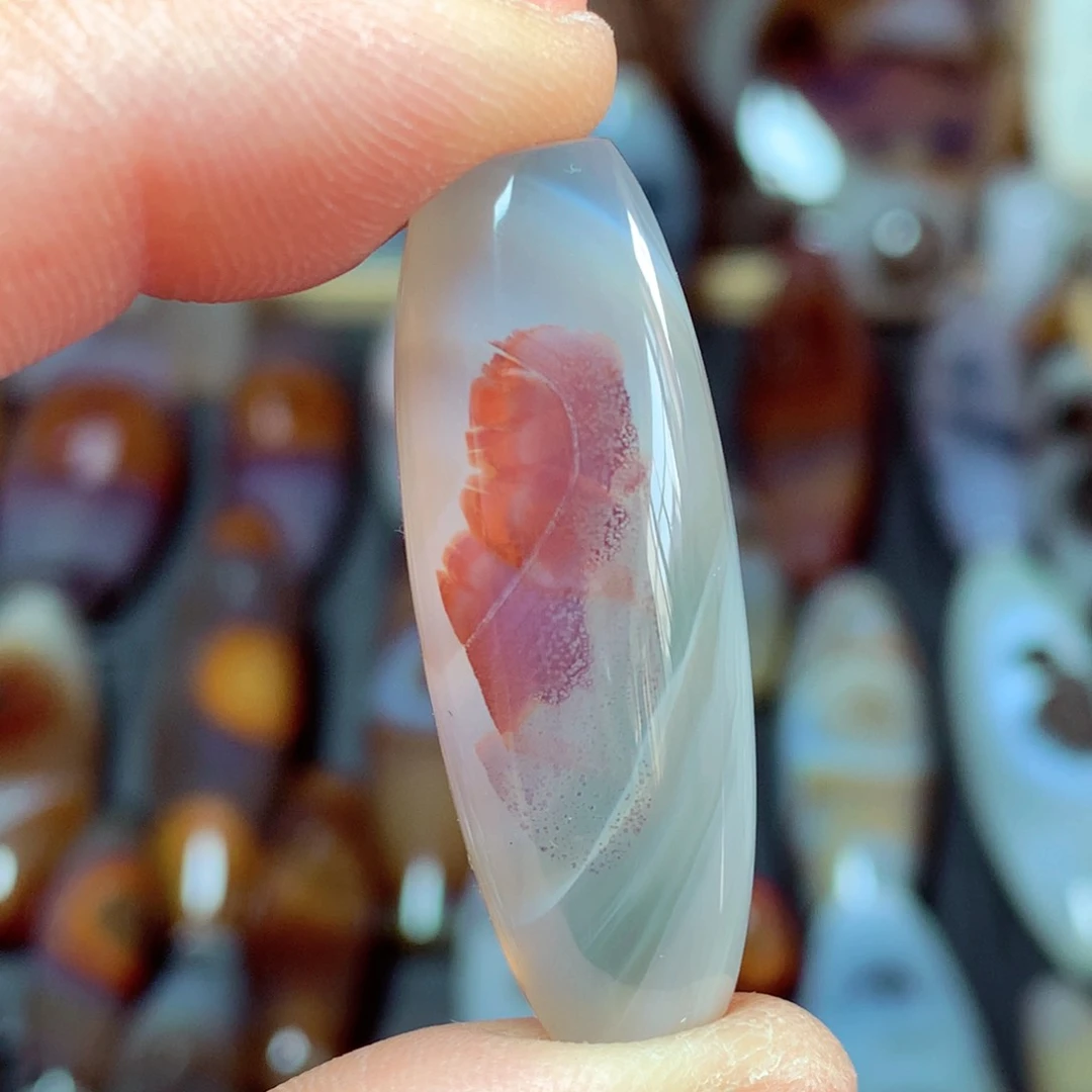 玛瑙/玉髓颈饰未镶嵌