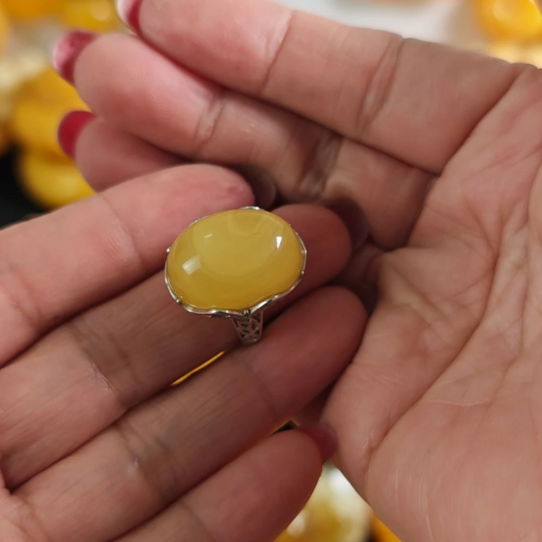 银S925镀金镶嵌蜜蜡戒指