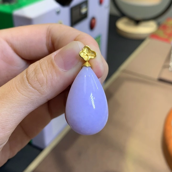 颈饰18K金镶嵌翡翠翡翠