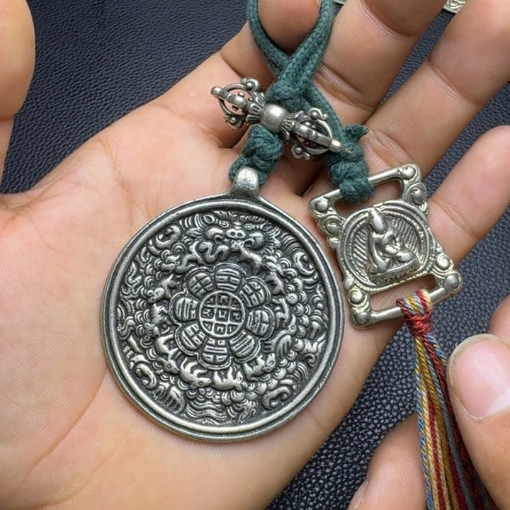 阿***白泥塑藏式风格九宫格..