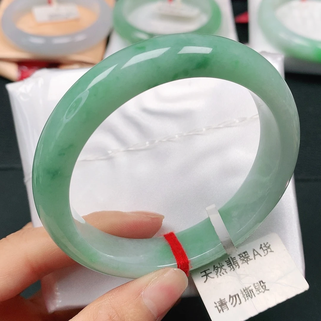 翡翠手镯未镶嵌天然翡翠手镯56