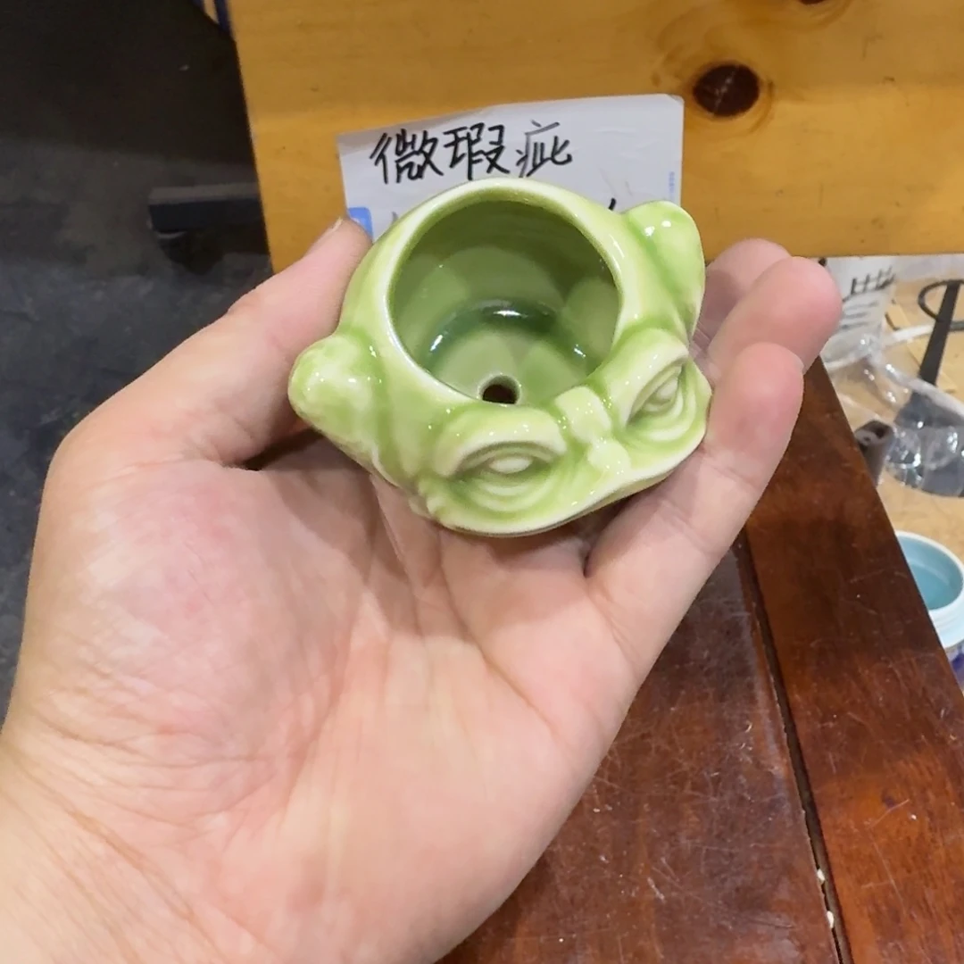 微瑕疵介意勿拍陶瓷器皿W099