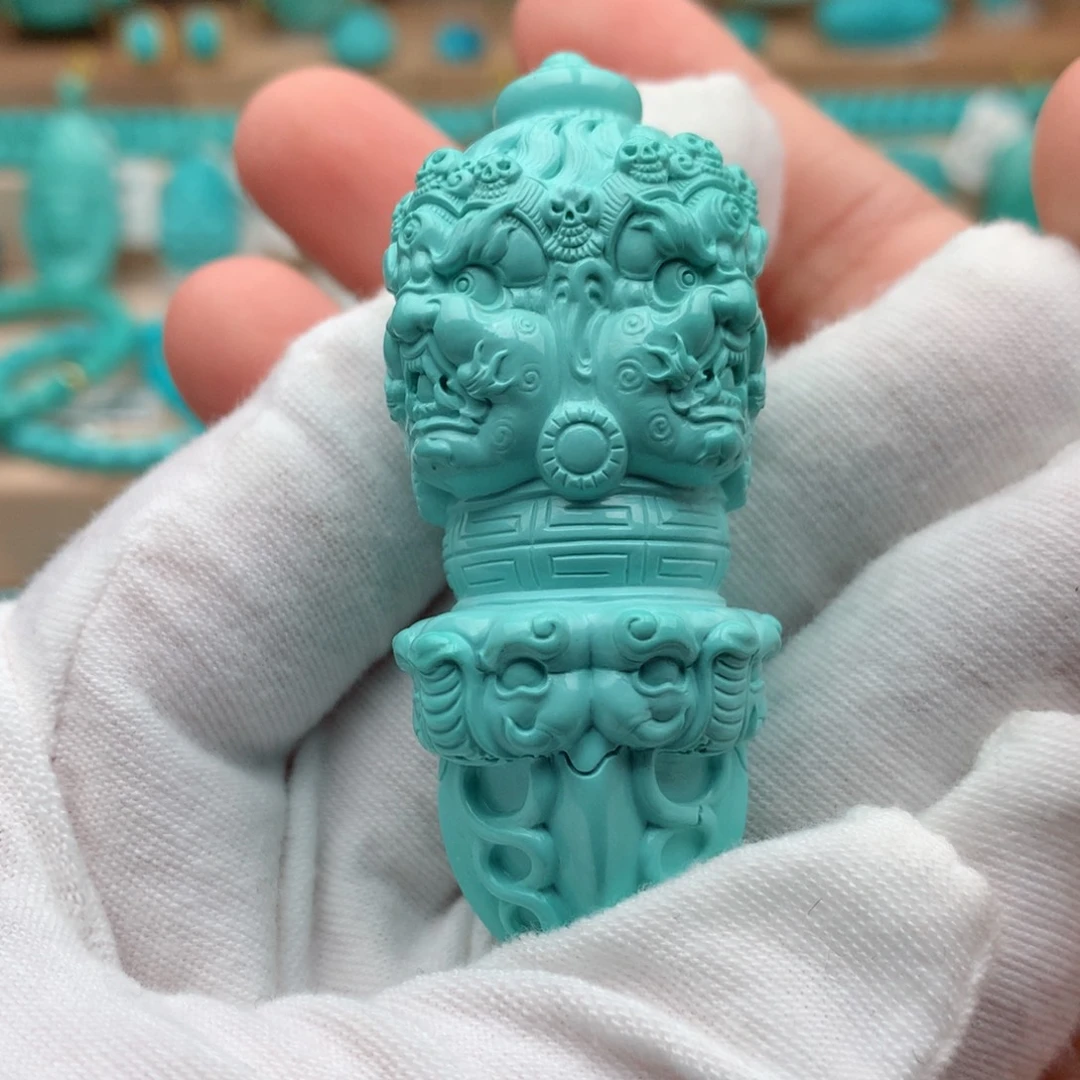 绿松石未镶嵌珠宝奇石