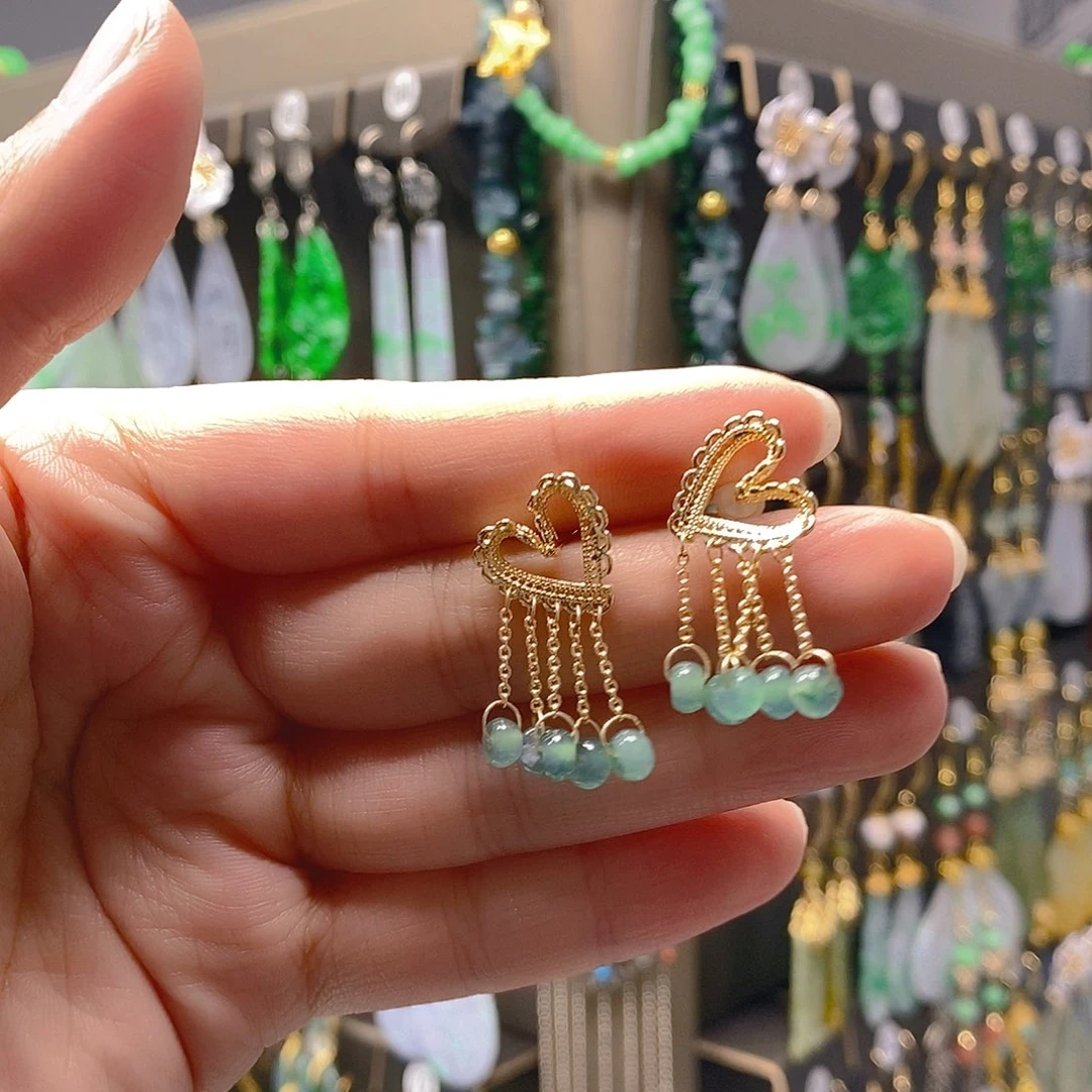 未镶嵌翡翠耳饰翡翠