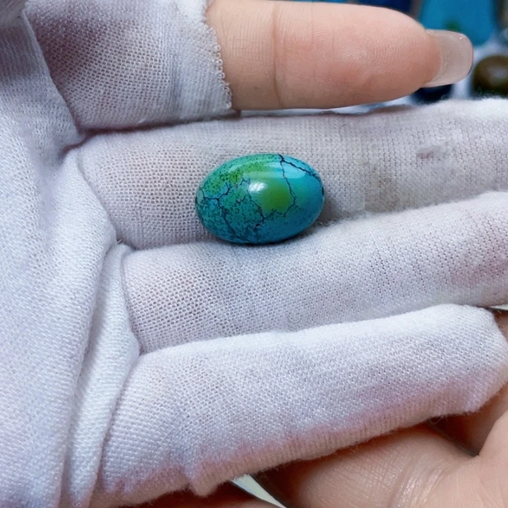 绿松石未镶嵌饰品