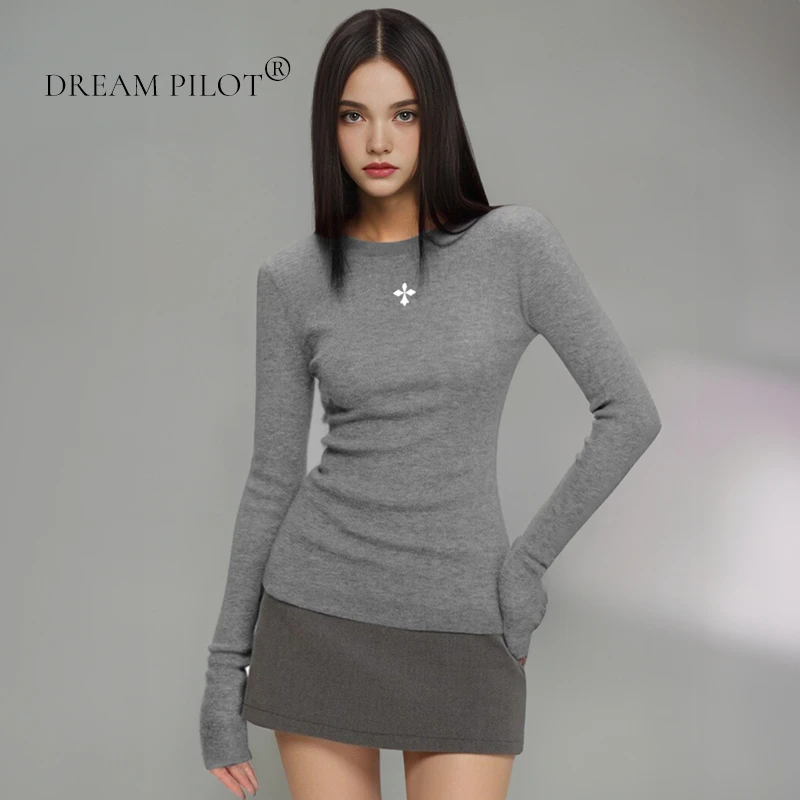 莱赛尔天丝印花t恤女长袖内搭春秋款通勤修身气质百搭打底衫上衣