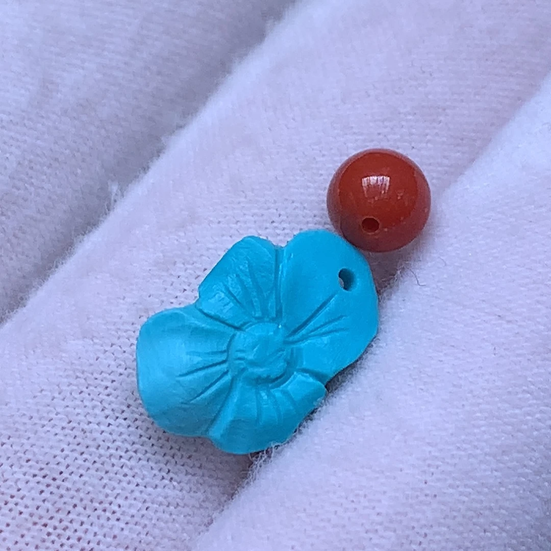 南红玛瑙未镶嵌珠宝奇石