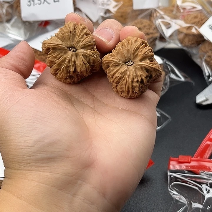 文玩核桃吊坠184南疆40尺