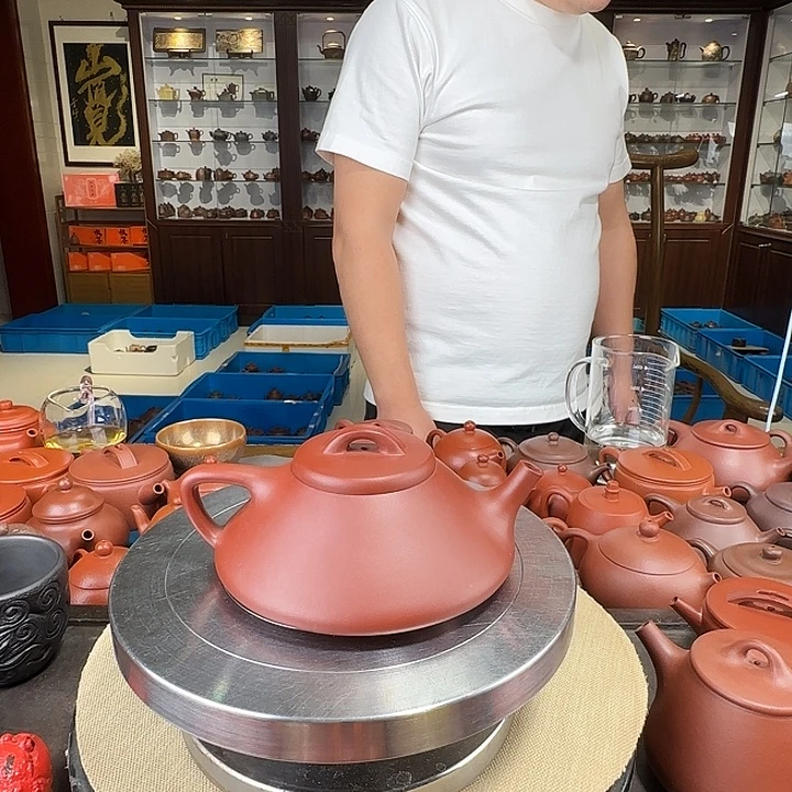 茶壶紫砂和瓢清水泥