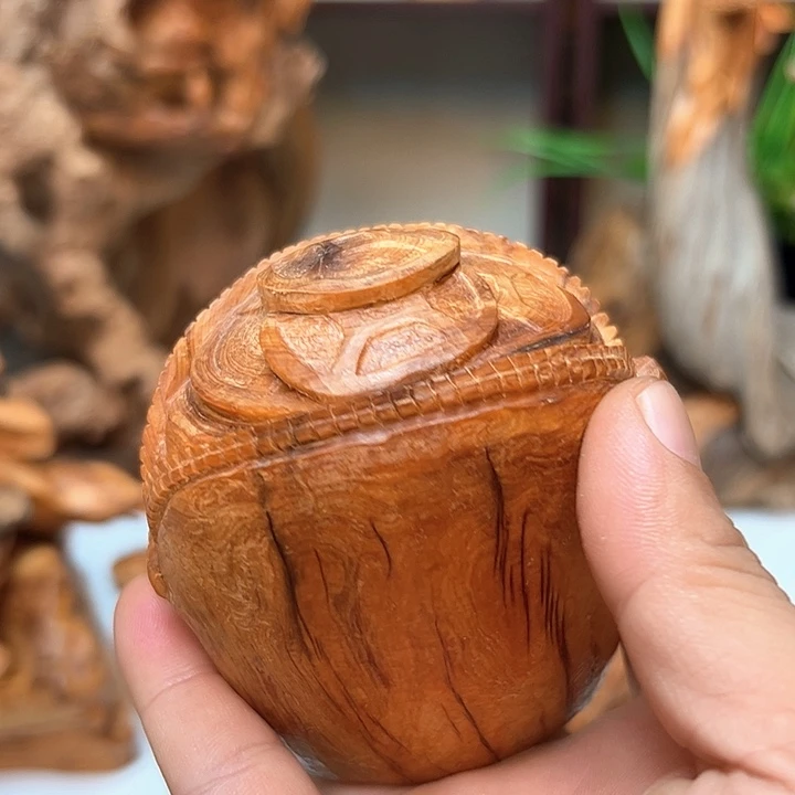 洞***天柏木手把件的设计和制作