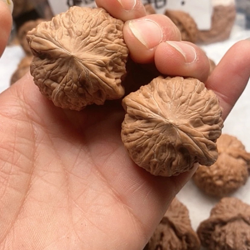 【闪购商品】吊坠文玩核桃瑕疵铁锤