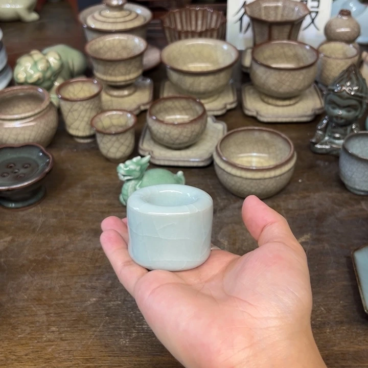 青瓷微瑕浮力特价