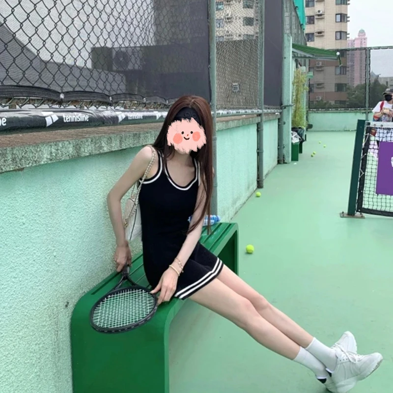 夏季撞色收腰吊带裙修身针织黑色无袖连衣裙运动风裙子女