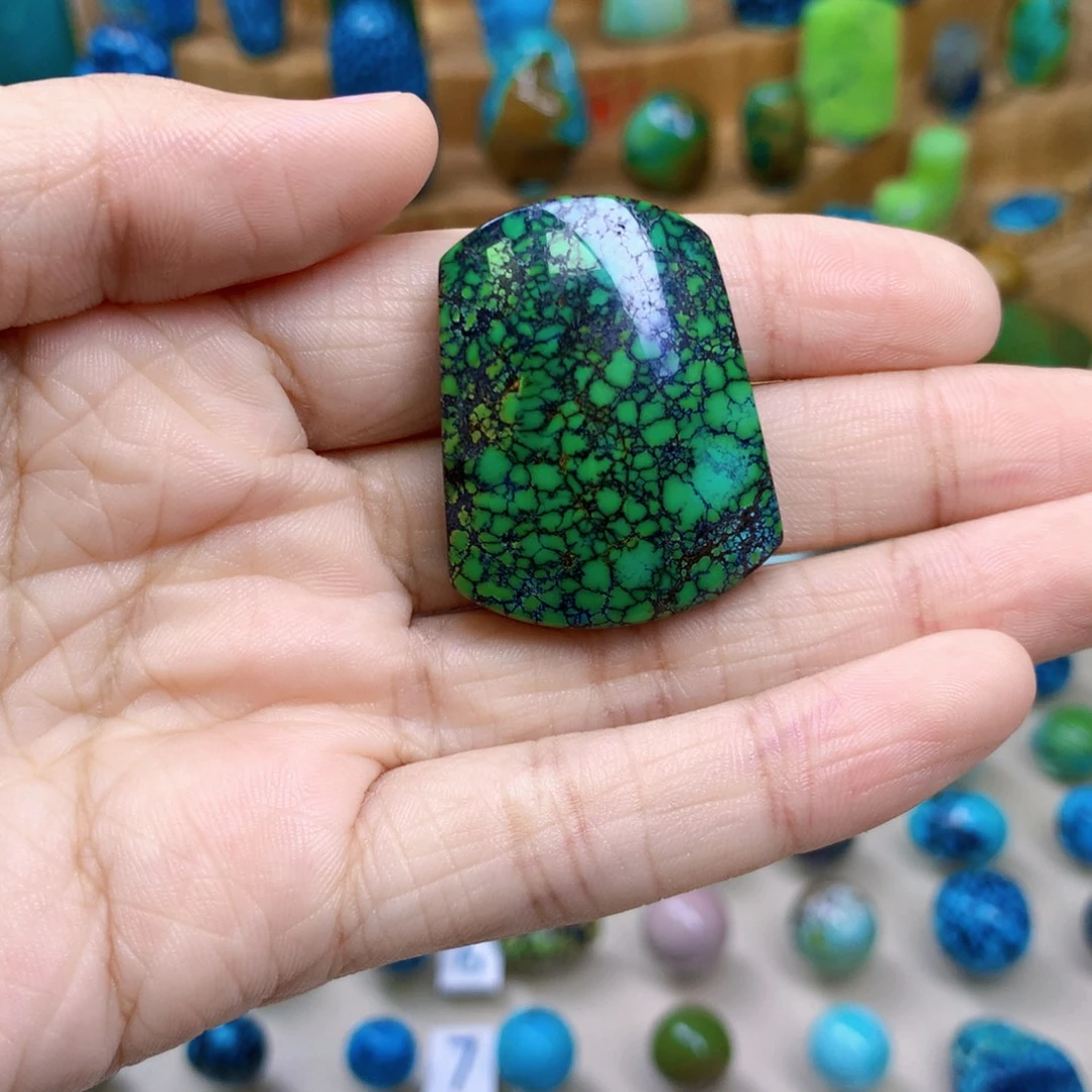 绿松石未镶嵌三彩随行