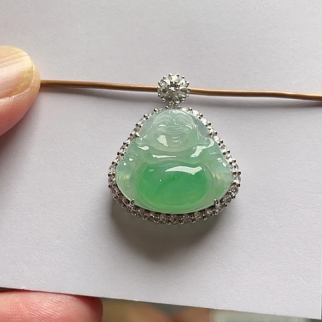 【闪购商品】吊坠(不含链)18K金镶嵌翡翠