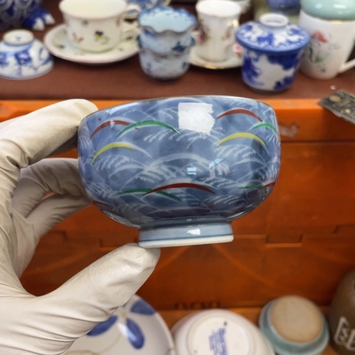 他家瓷器真美…开播了