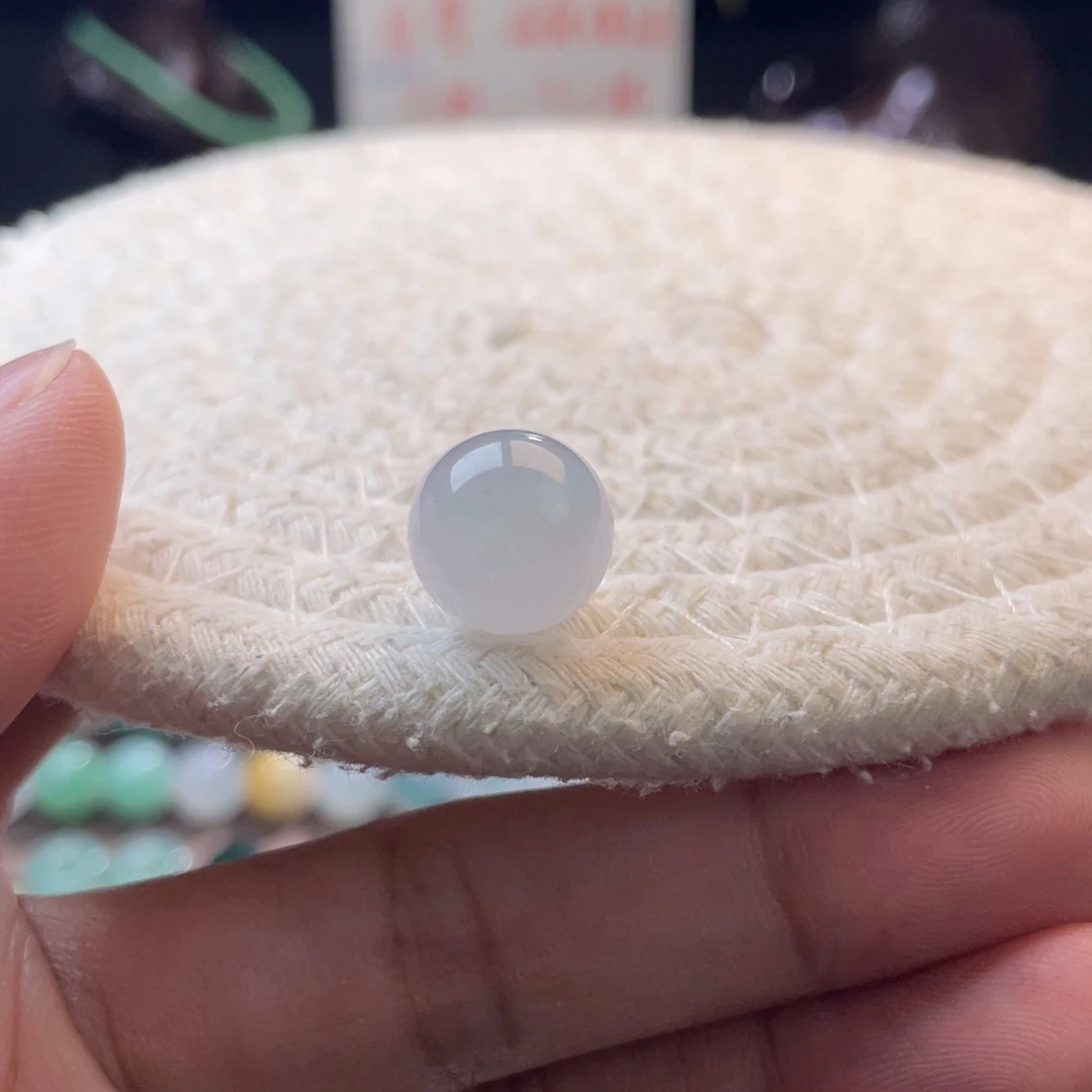 翡翠散珠冰圆珠 微紫底 11.8mm
