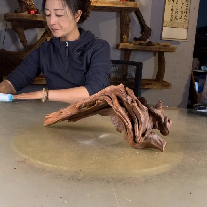 故***南天然的云南紫柚木会黄水