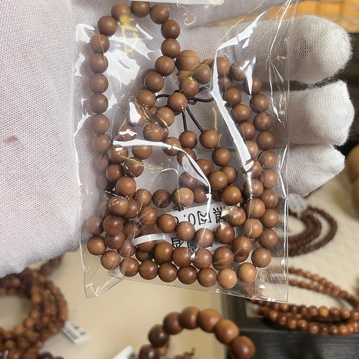 【闪购商品】檀香木手串/手链黄***萌0.6奶香