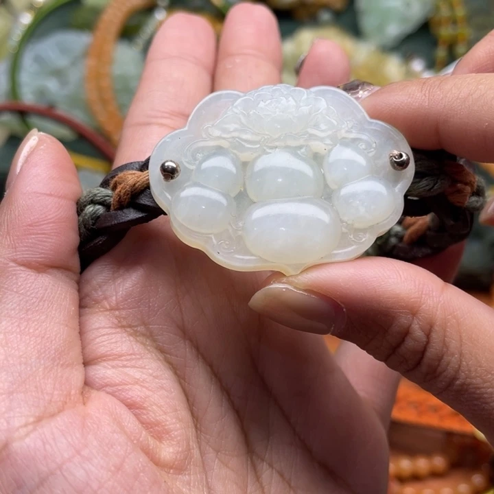 蛇纹石玉手牌合金