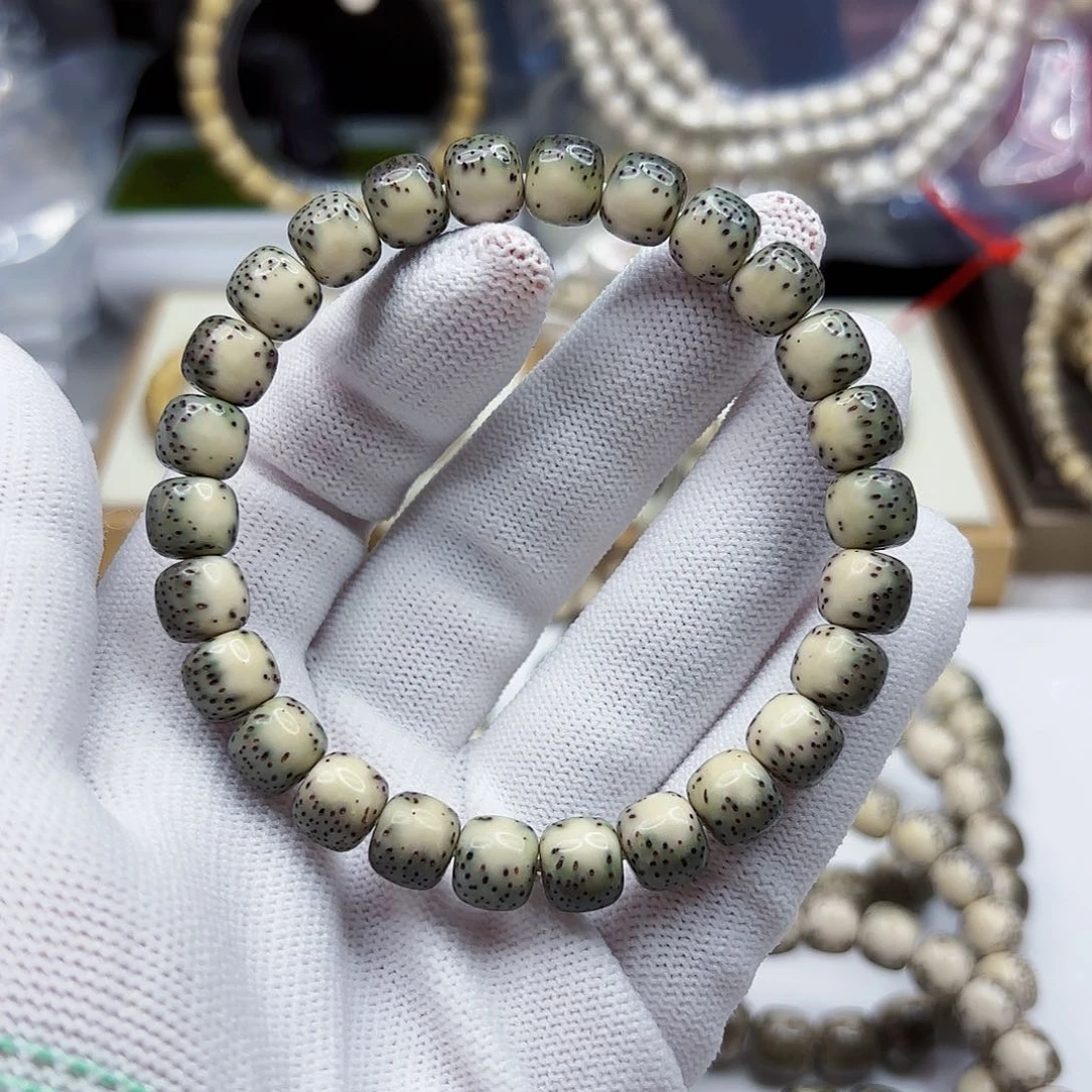 星月菩提吊坠我****灬河豚