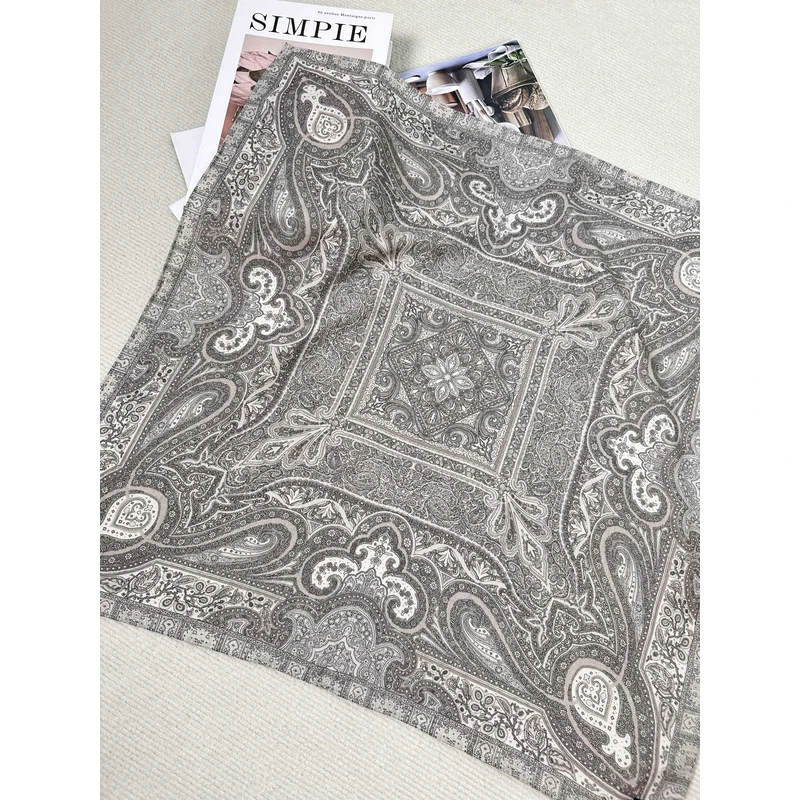 【塔娜乌兰】异域风丨民族印花巨软30%桑蚕丝70%羊毛中方巾62cm/46g