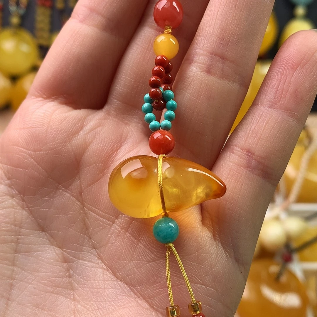 琥珀裸石未镶嵌手机挂