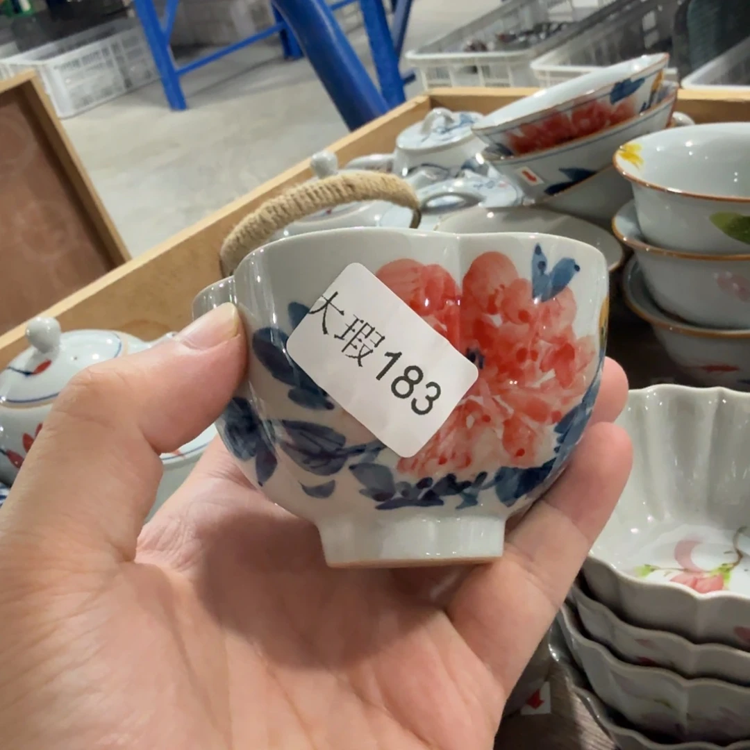 釉下手绘茶具微瑕
