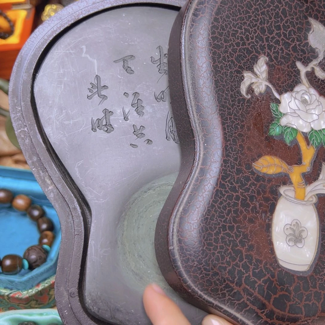 大叶紫檀（黑酸枝木类）