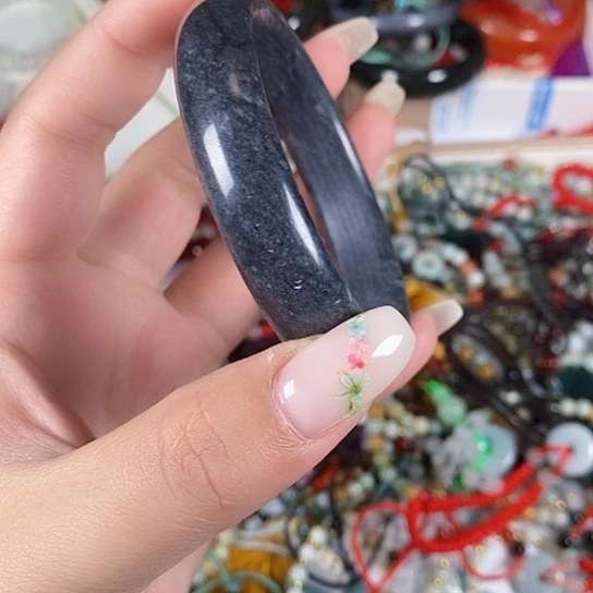 翡翠未镶嵌颈饰天然翡翠